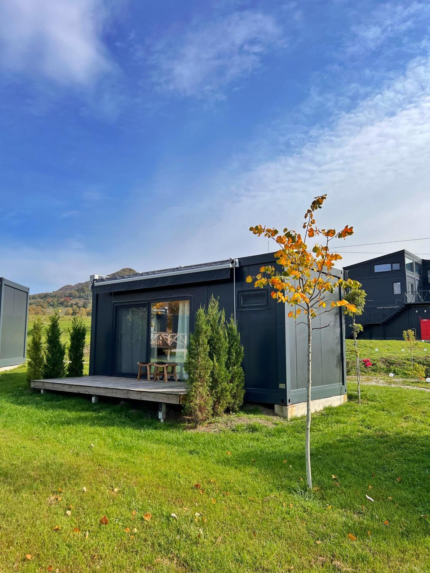 Hotel Flandra Glamping Corbeni Exterior foto
