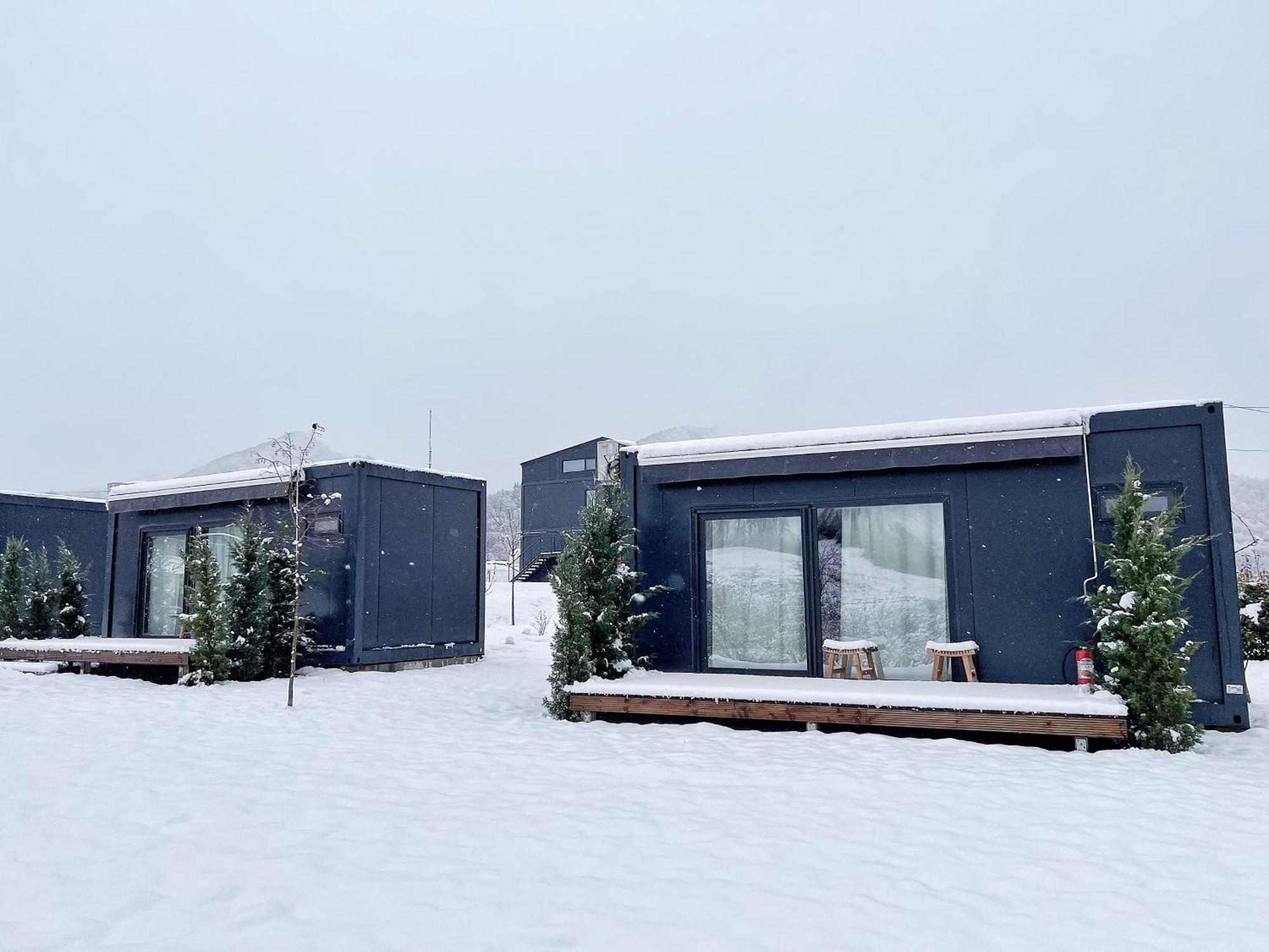 Hotel Flandra Glamping Corbeni Exterior foto